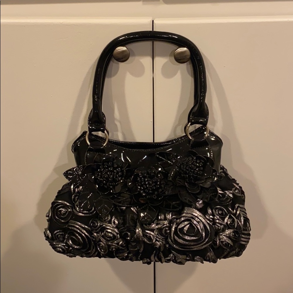 Sassy Floral Handbag